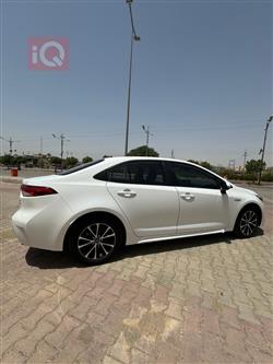 تۆیۆتا کۆرۆلا